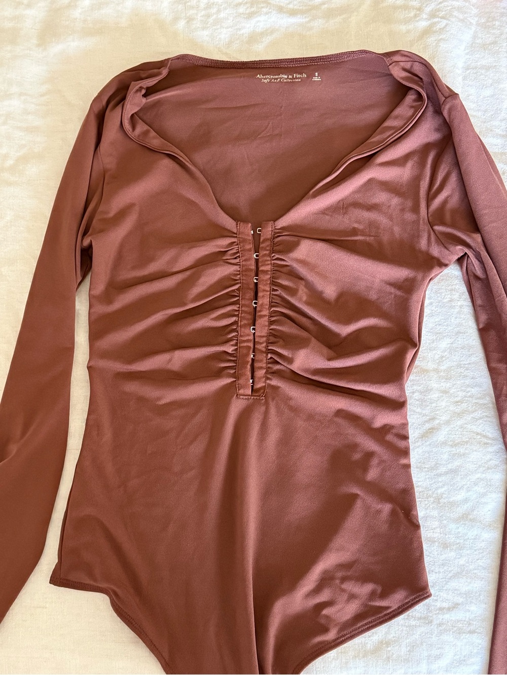 Abercrombie & Fitch Women's Rust Brown Long-Sleeve Ruched Bodysuit